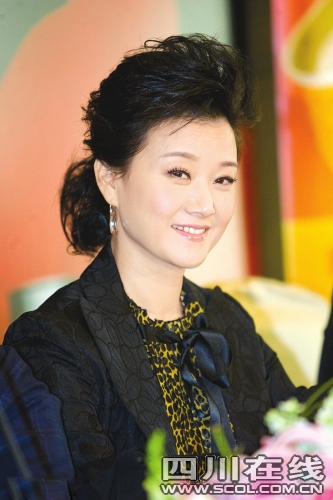 宋祖英低調(diào)讀博 將成為中國(guó)民樂(lè)歌手首位聲樂(lè)博士