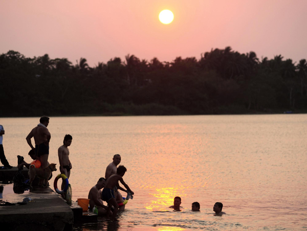 海南出現(xiàn)高溫天氣