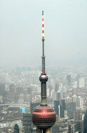 未受火災(zāi)影響 東方明珠塔正常開(kāi)門迎客