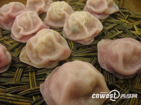 網(wǎng)媒記者陜西行 品德發(fā)長(zhǎng)“千古風(fēng)味”中華餃子宴