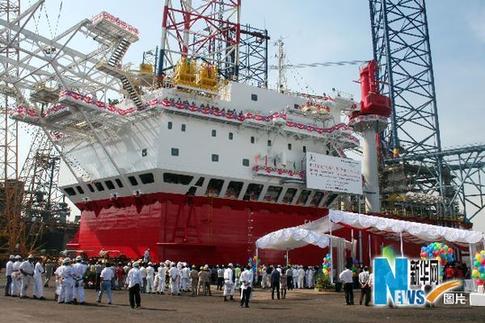 中石化“勘探六號(hào)”自升式鉆井平臺(tái)在新加坡順利下水