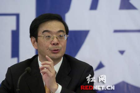 我國(guó)部分省級(jí)黨政一把手調(diào)整 絕大多數(shù)為“50”后