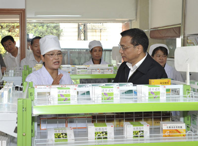 李克強(qiáng)在云南考察