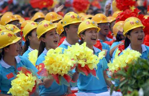 《愚公移山》65周年 愛國歌曲大家唱走進(jìn)濟(jì)源