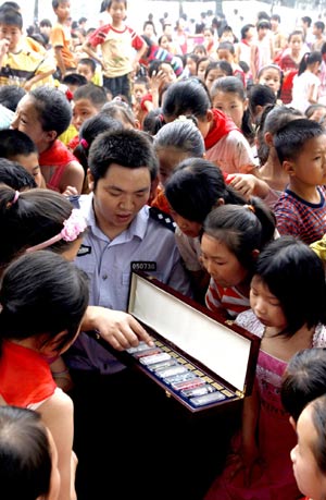 珍愛(ài)生命 遠(yuǎn)離毒品