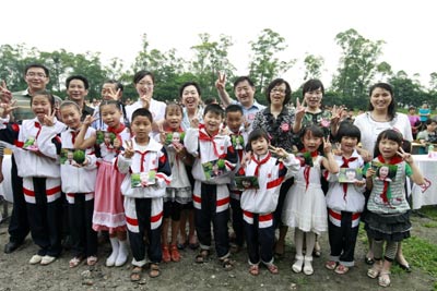 關(guān)愛(ài)留守兒童 “彩虹家園”又添新基地