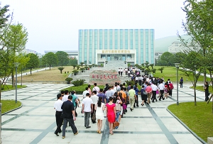 重慶市廉政教育基地探秘:文強(qiáng)痛哭張宗海痛悔(圖)