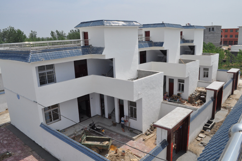 南陽移民:新家園中開始美好新生活