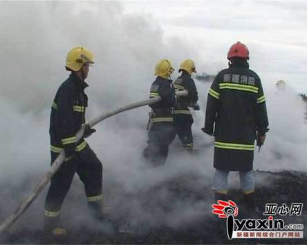 五家渠番茄制品公司大火 消防官兵保護(hù)千萬(wàn)元財(cái)產(chǎn)