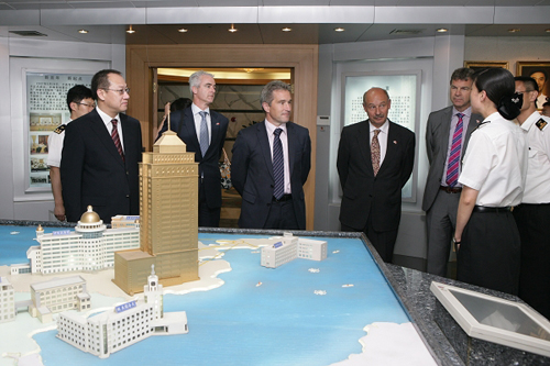 荷蘭海關(guān)代表團(tuán)訪問(wèn)大連海關(guān)