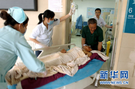 濟(jì)南三天熱死多名戶外勞動(dòng)者 高溫保護(hù)成空談