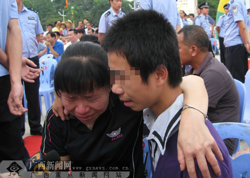 廣西公安機關(guān)破獲拐賣婦女兒童案 解救22人