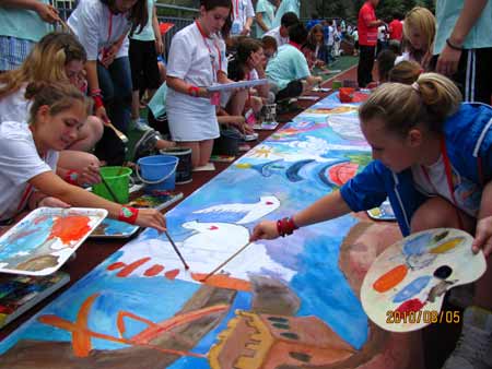 俄羅斯中小學(xué)生夏令營(yíng)訪(fǎng)問(wèn)大連第十五中學(xué)