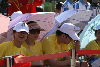 持續(xù)高溫 福建多地區(qū)今超39℃ (圖)