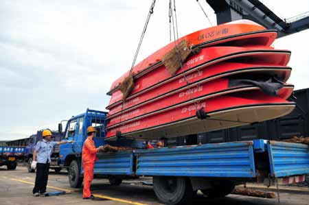 18車防汛物資6分鐘1緊急搶卸赴災(zāi)區(qū)