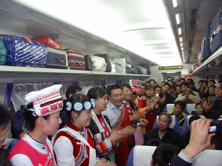 昆明鐵路局6站車(chē)再獲殊榮