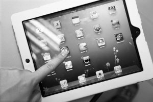 緣何一年級(jí)學(xué)生要統(tǒng)一購買iPad？