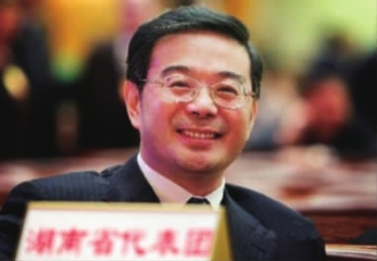 我國(guó)60后省部級(jí)官員超百人 多數(shù)系高學(xué)歷文科生