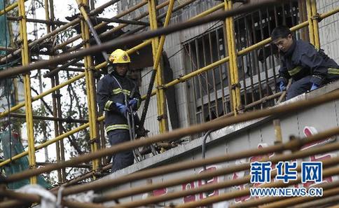 上海火災(zāi)事故傷員得到有效救治(圖)