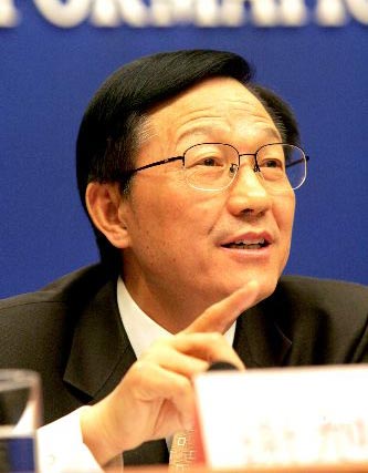 財(cái)政部:將加大對(duì)高收入者調(diào)節(jié)力度 公平稅收負(fù)擔(dān)