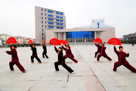 河南潢川縣文化會(huì)展中心展新貌