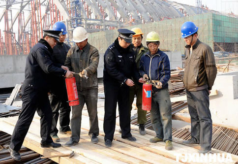 天津公安排查火災隱患