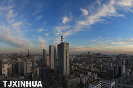 “大雪”時(shí)節(jié)天津白云如練