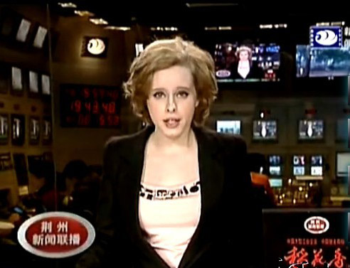 湖北地方臺(tái)請(qǐng)外籍美女任主播 臨時(shí)客串兩天(圖)