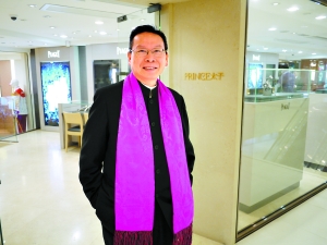 “零負(fù)團(tuán)費(fèi)”屢屢橫行 港澳購物游何時能降溫？