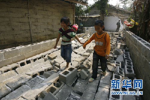 云南盈江已妥善解決12.71萬(wàn)名群眾基本生活問(wèn)題