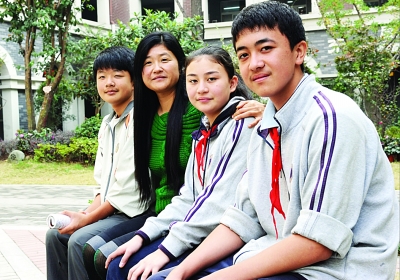 最受歡迎外教“牛媽”20萬(wàn)字3種語(yǔ)言寫(xiě)教子日記