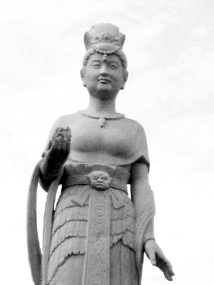 西安西北大學(xué)現(xiàn)雷人雕像 女?huà)z雅典娜長(zhǎng)著校董臉