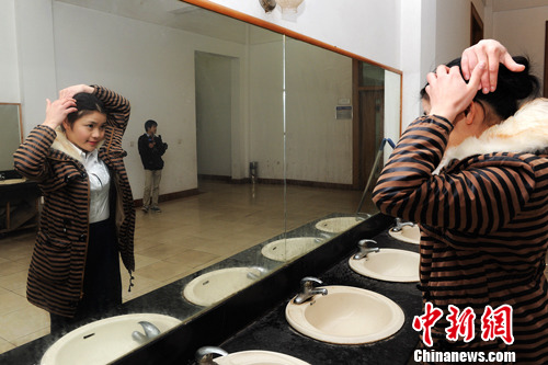 云南航空湖南招空乘 美女帥哥云集