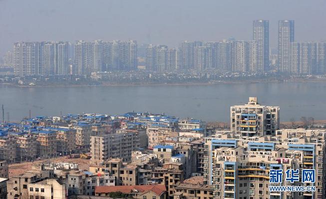 數(shù)百湖泊“人間蒸發(fā)” 地產(chǎn)商填湖建房觸目驚心