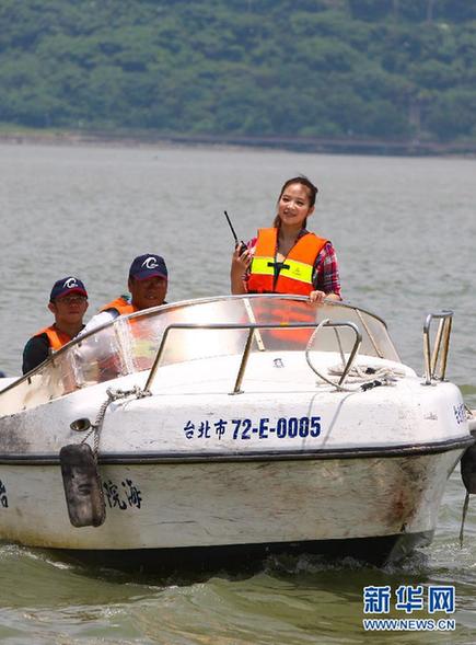 尋找不同就業(yè)路 臺灣大二女生立志開游艇