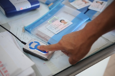 海南海事局轉(zhuǎn)變服務(wù)方式 登門服務(wù)完善船員信息數(shù)據(jù)庫