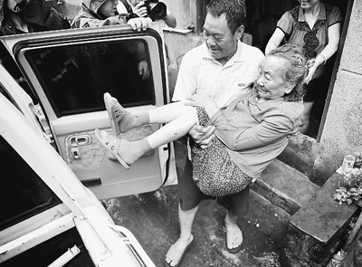 國家防總啟動(dòng)Ⅱ級(jí)應(yīng)急響應(yīng) 滬浙全力抗臺(tái)風(fēng)