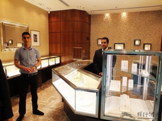 探秘迪拜一夜二十萬奢華客房內(nèi)景 房間多的數(shù)不清