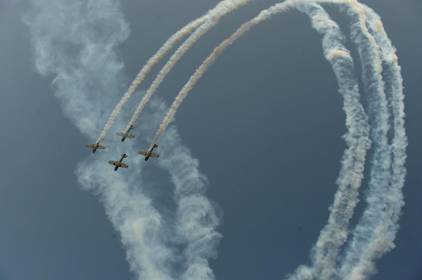 2012沈陽(yáng)法庫(kù)AOPA國(guó)際飛行大會(huì)開幕