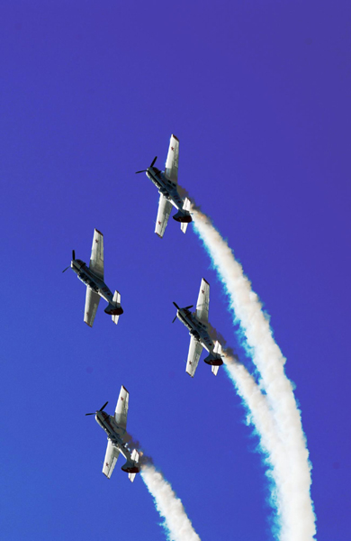 2012沈陽(yáng)法庫(kù)AOPA國(guó)際飛行大會(huì)開(kāi)幕