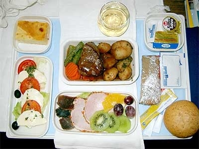 飛機(jī)餐也美味 實(shí)拍各國(guó)航空公司美味飛機(jī)餐