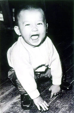 《好聲音》四位導(dǎo)師童年萌照大曝光[組圖]