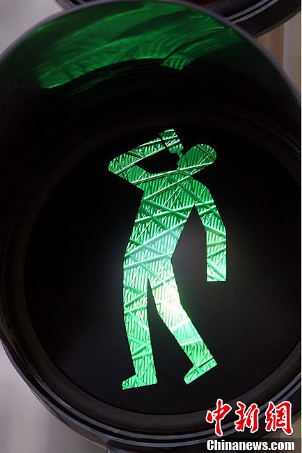 高清組圖：世界有趣的交通標(biāo)識(shí)大盤點(diǎn)