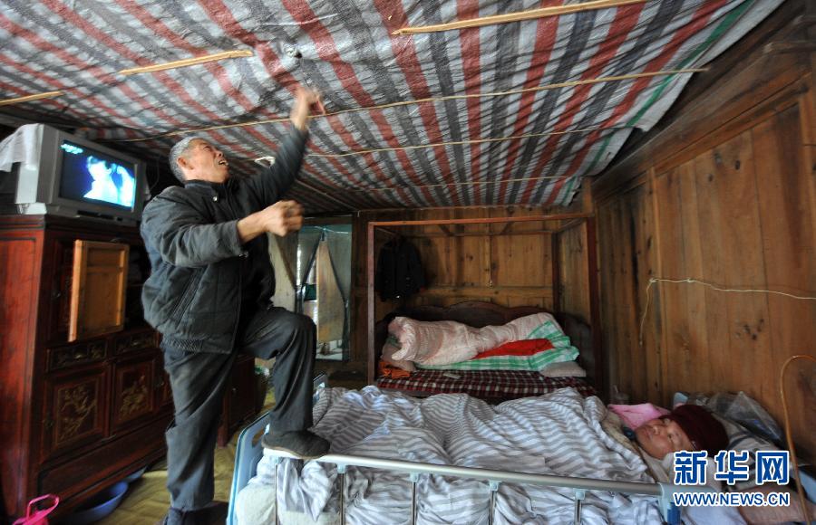 浙江“慈愛(ài)雙親”自制呼吸機(jī)為兒續(xù)命