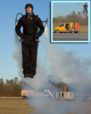 愚人節(jié)引爆惡搞熱潮 外媒火拼創(chuàng)意 名人無(wú)奈中招