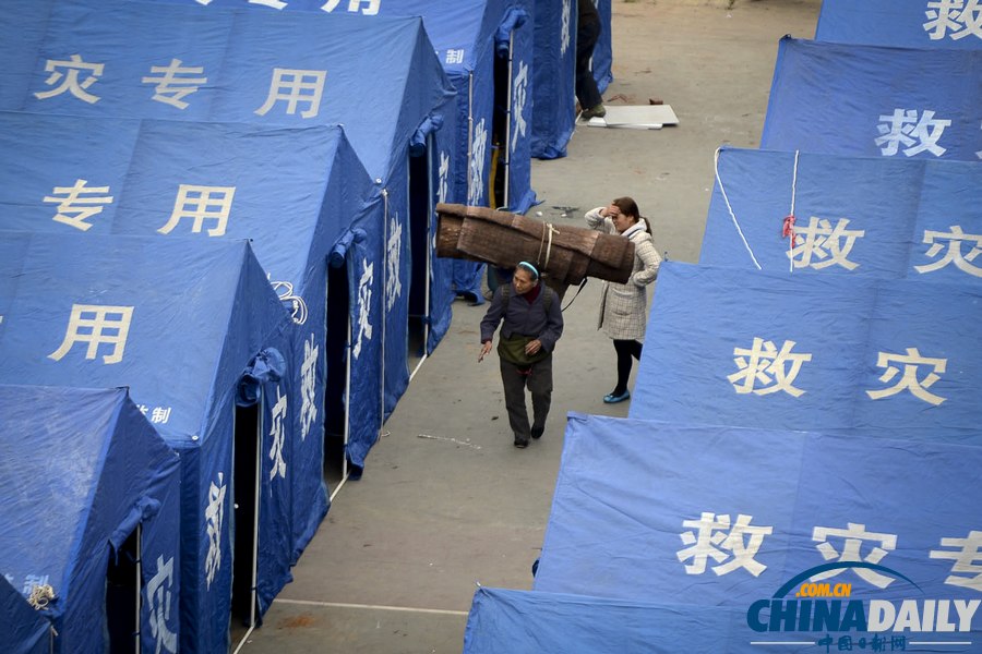 中國日報(bào)聚焦蘆山地震之堅(jiān)守篇