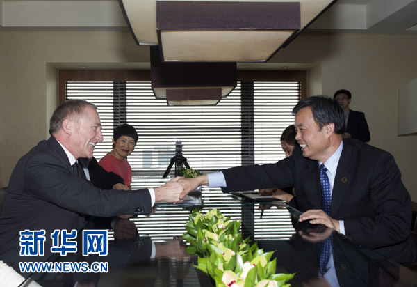 法國(guó)皮諾家族宣布將所購(gòu)圓明園獸首無償捐贈(zèng)中國(guó)