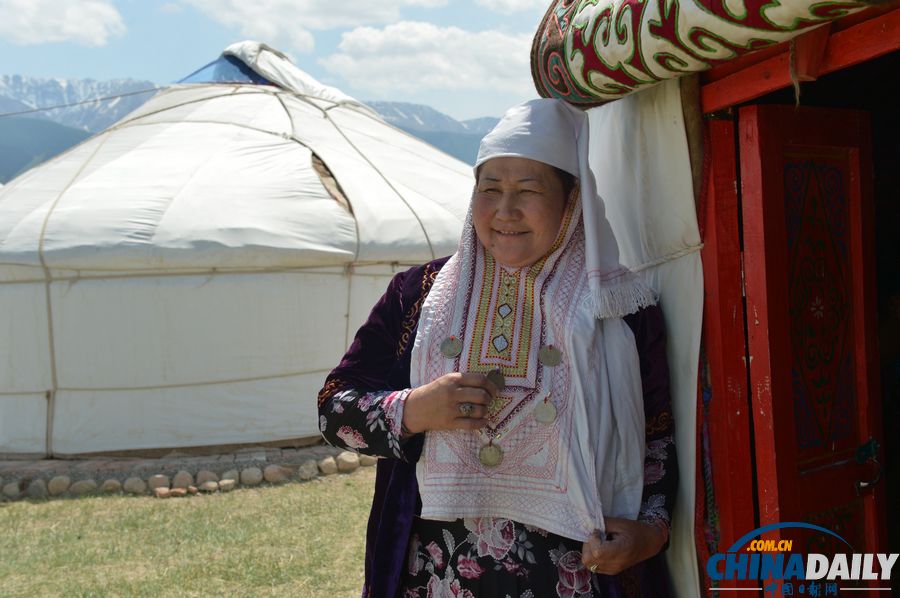 新疆巴里坤：草原牧羊人家盡顯游牧民俗