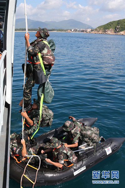 圖片實(shí)錄：全軍特種兵海上比武精彩回顧