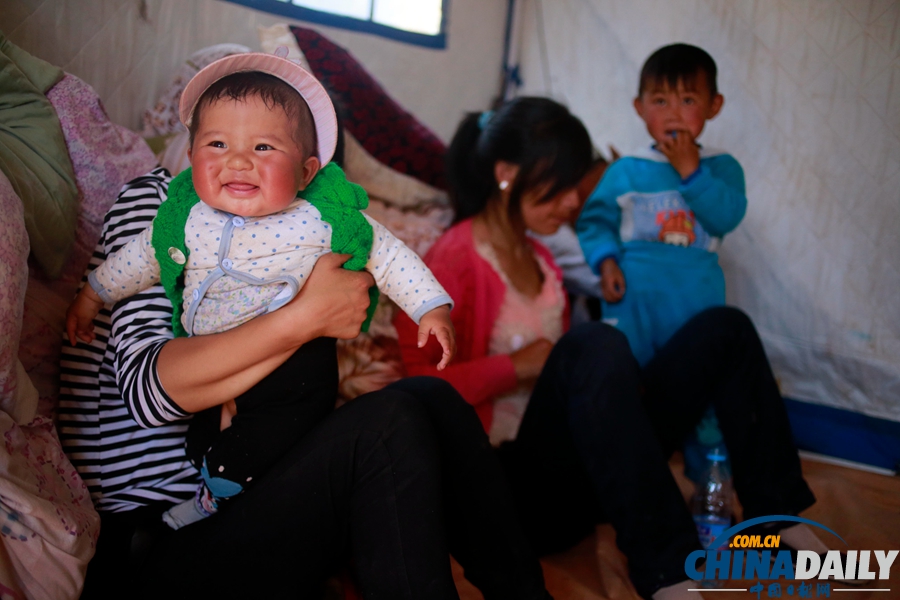 震區(qū)表情：甘肅定西6.6級(jí)地震災(zāi)后見(jiàn)聞